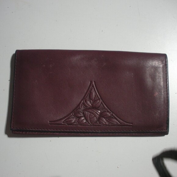 Bulk Lot of Various Bags, Wallets, Coach Lanyards, Some New - Picture 14 of 16